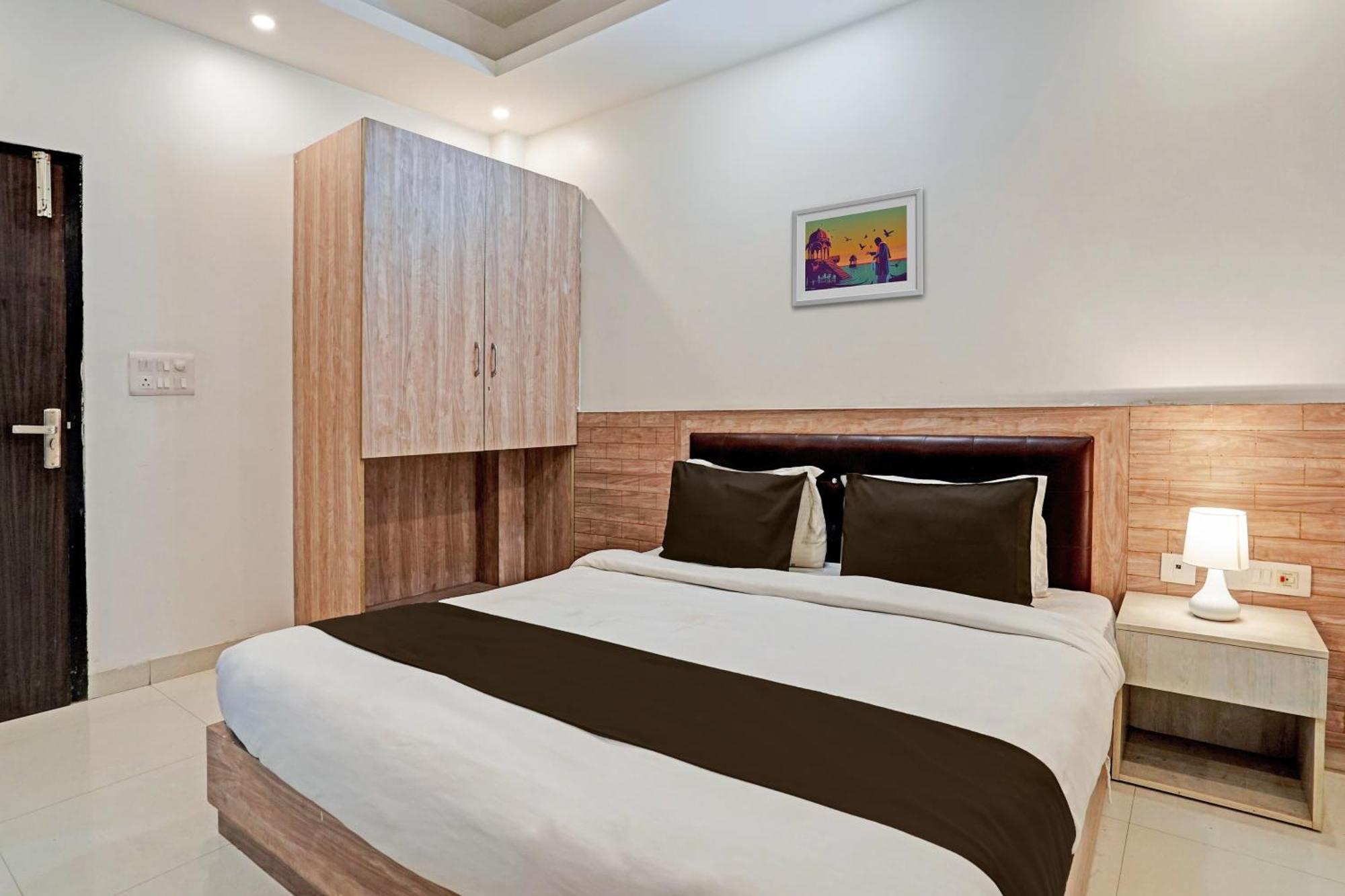 Hotel O Babil Palace Near Omaxe Celebration Mall Gurgaon Dış mekan fotoğraf
