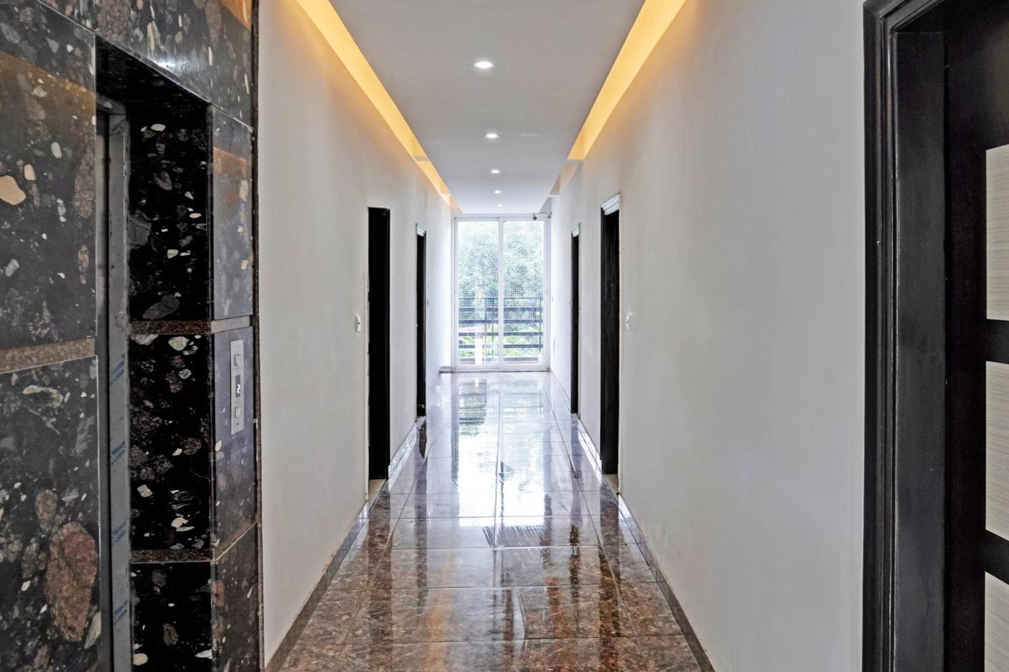 Hotel O Babil Palace Near Omaxe Celebration Mall Gurgaon Dış mekan fotoğraf